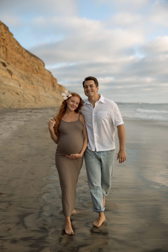beach maternity session at sunset