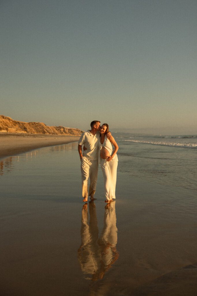 maternity photos at the beach